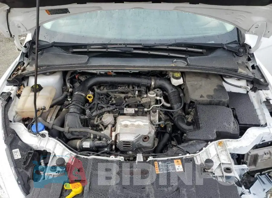 1FADP3FE7JL323033 Photo# 11