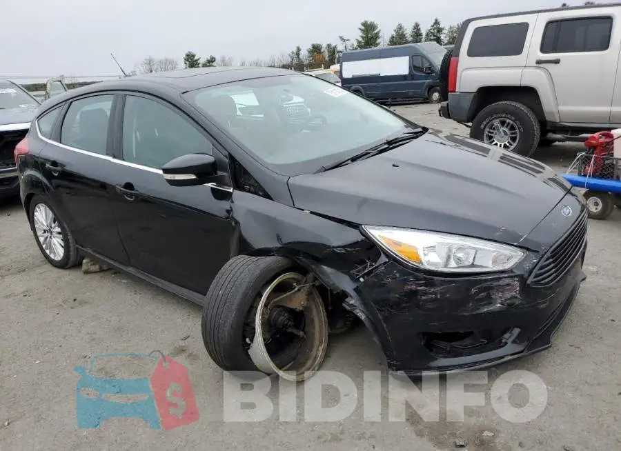 1FADP3N23HL333771 Photo# 4
