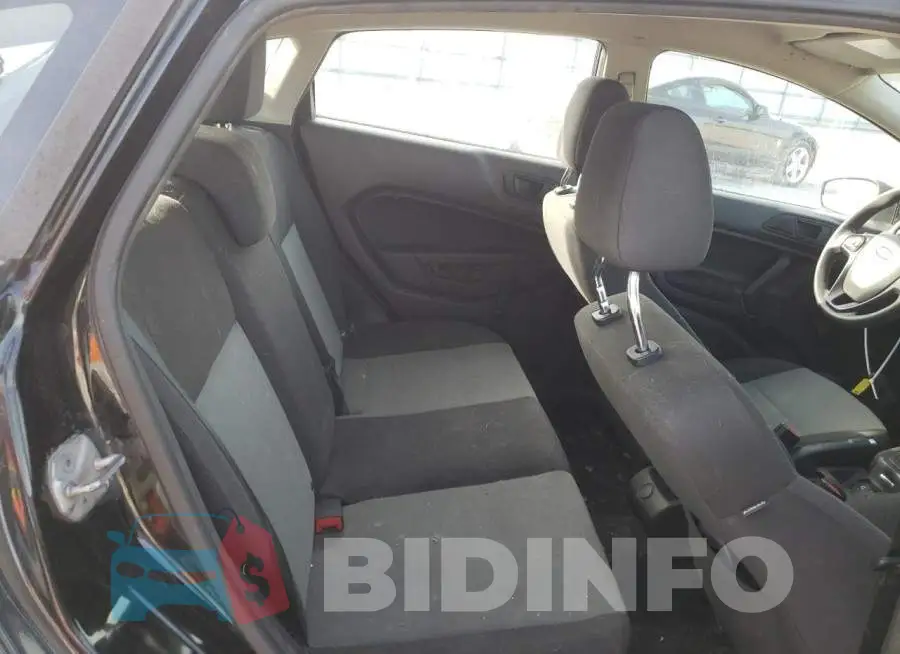 3FADP4TJ2GM171869 Photo# 10