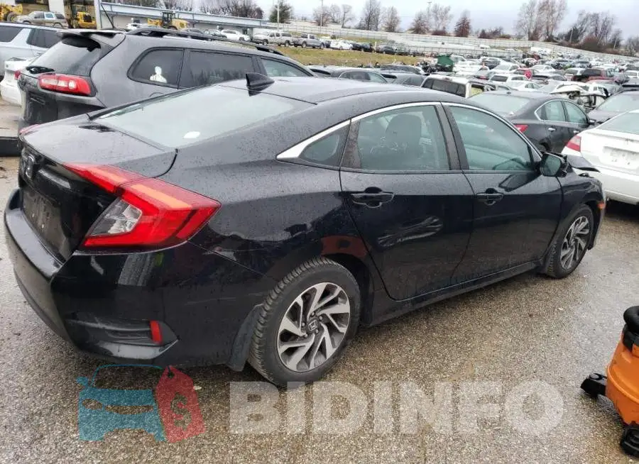 19XFC2F76HE027899 Photo# 3