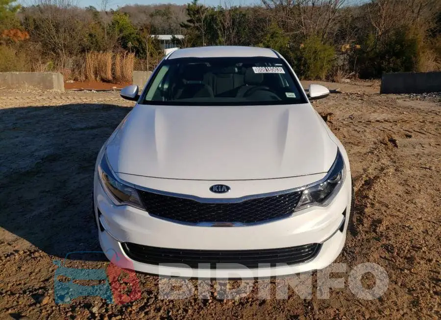5XXGT4L33JG274540 Photo# 5