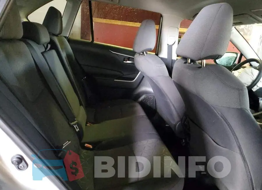 2T3P1RFV6MW186342 Photo# 11