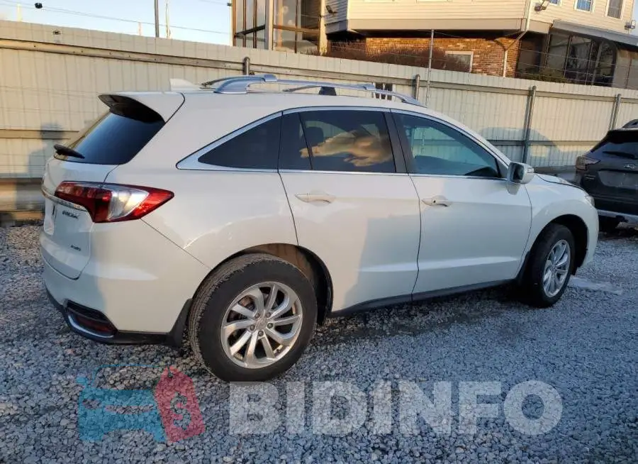 5J8TB4H53GL010644 Photo# 3