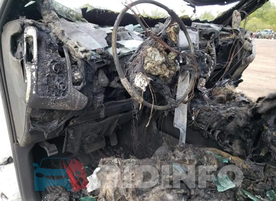 1GT120EG7FF512090 Photo# 8