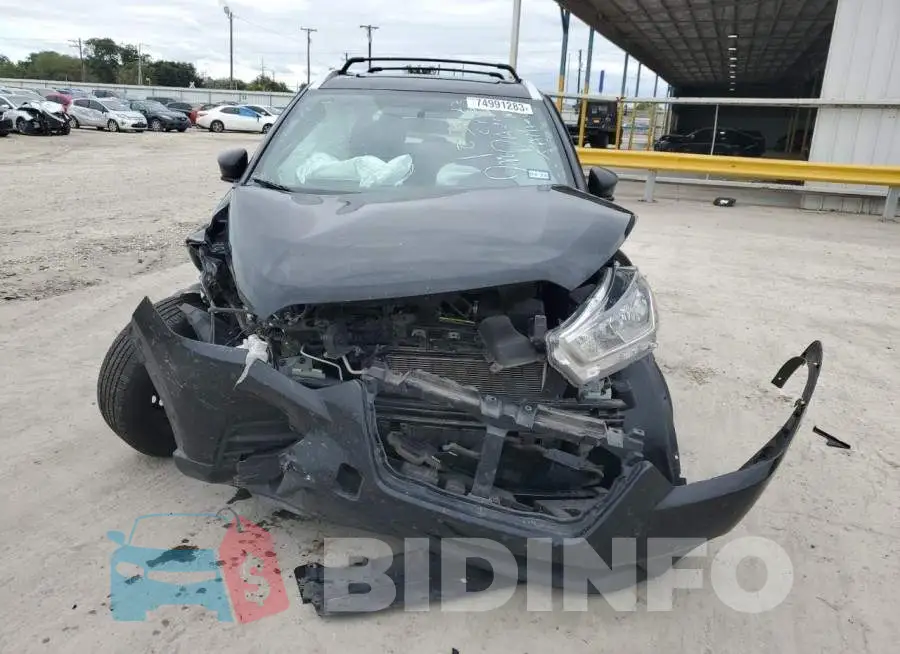 3N1CP5CU6KL547576 Photo# 5