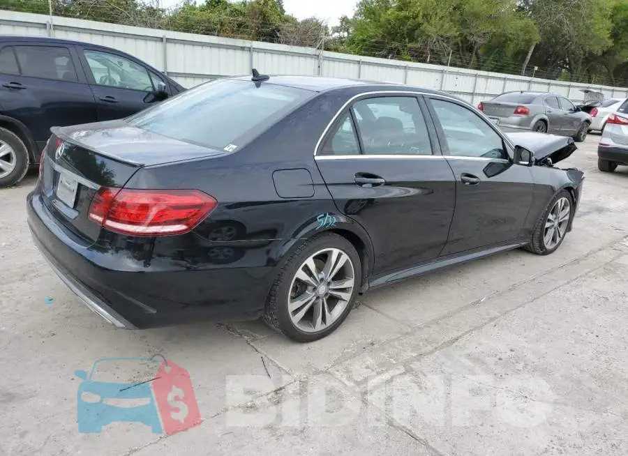 WDDHF5KB2FB102206 Photo# 3