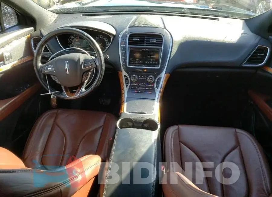 2LMPJ8LR5GBL40404 Photo# 8