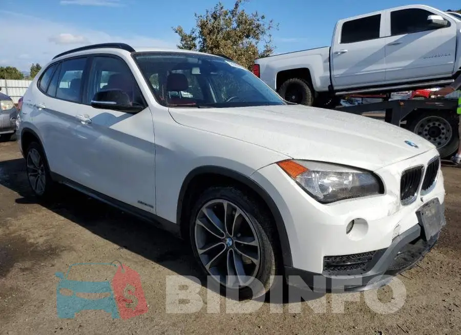 WBAVM1C54FV318218 Photo# 4