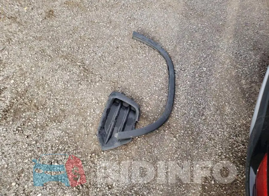 3GNCJPSB1JL389616 Photo# 13