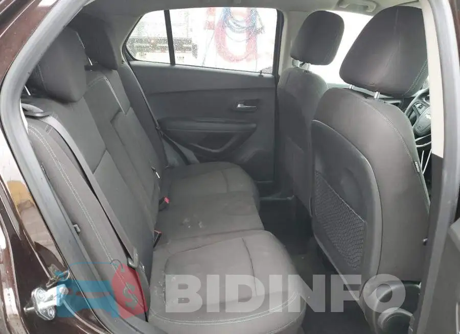 KL7CJLSB6FB261041 Photo# 10