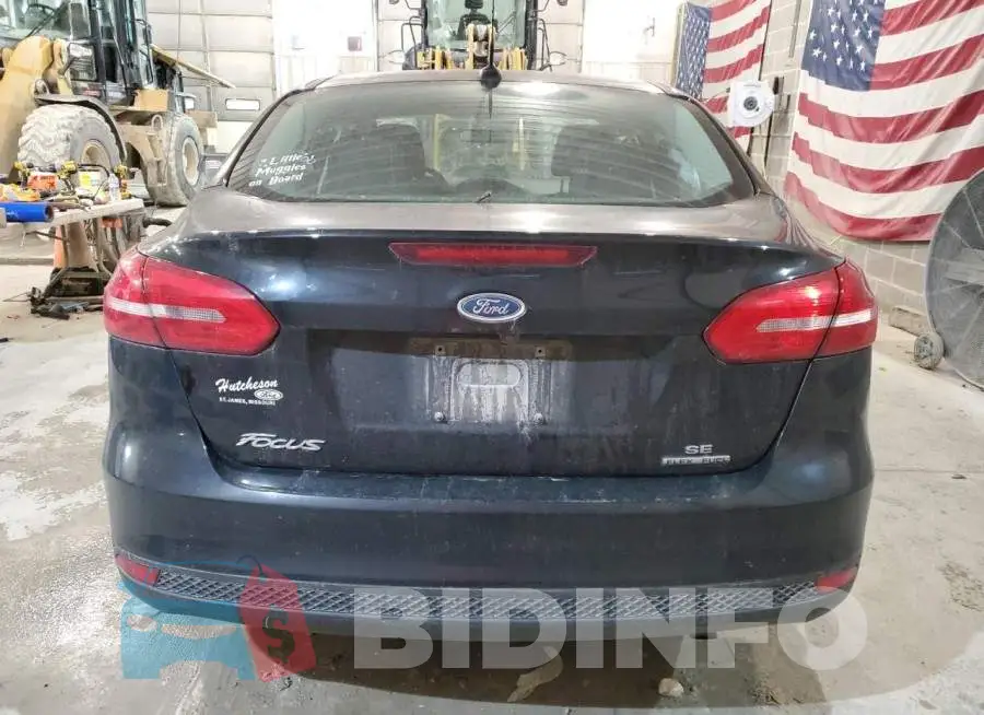 1FADP3F22GL212520 Photo# 6