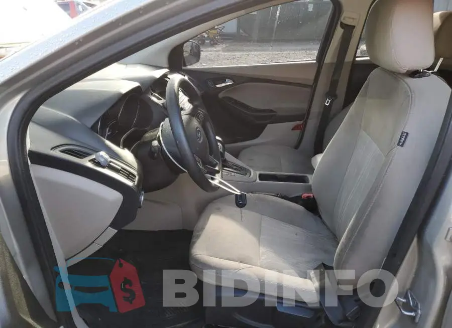 1FADP3F25GL266054 Photo# 7