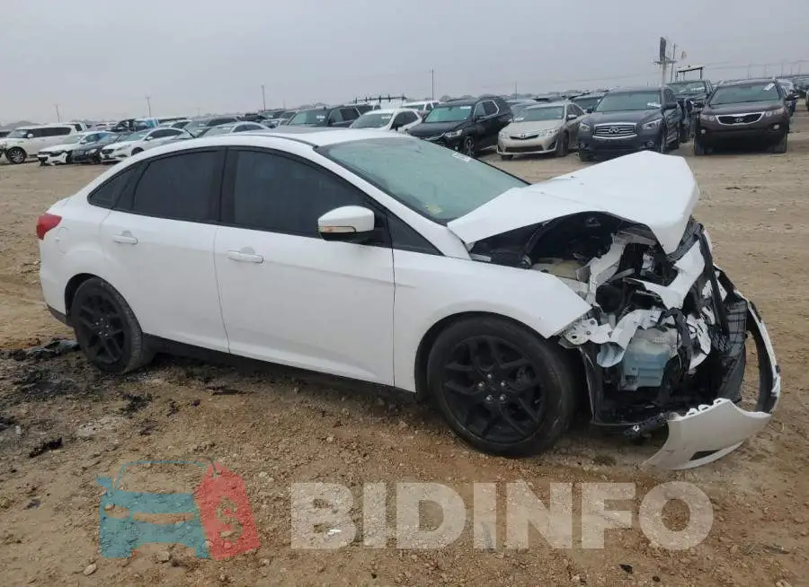 1FADP3F26GL235511 Photo# 4