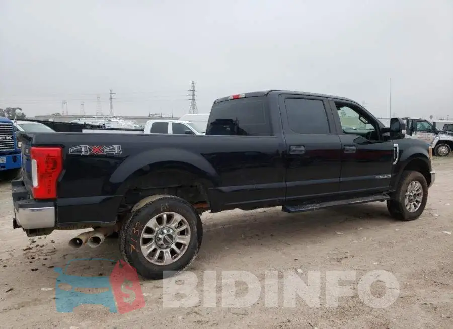 1FT8W3BT5HEF45720 Photo# 3