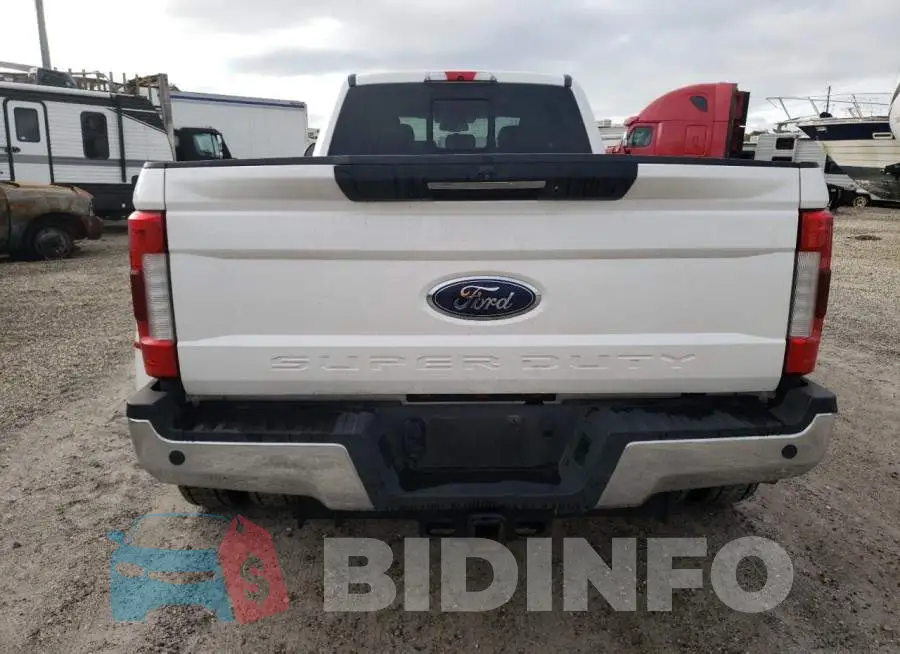 1FT8W4DT1KEC39592 Photo# 6