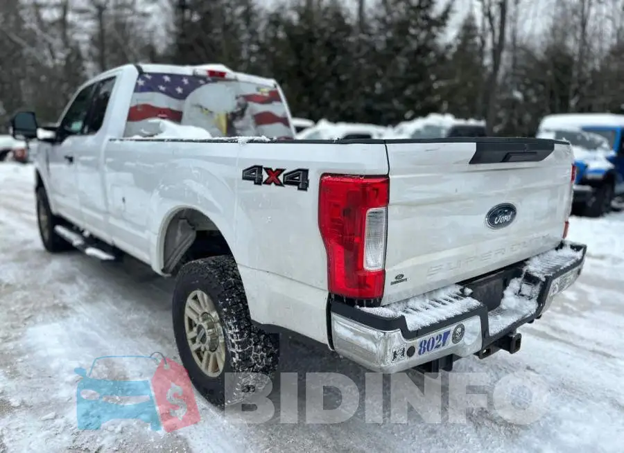 1FT8X3B64KED97672 Photo# 3