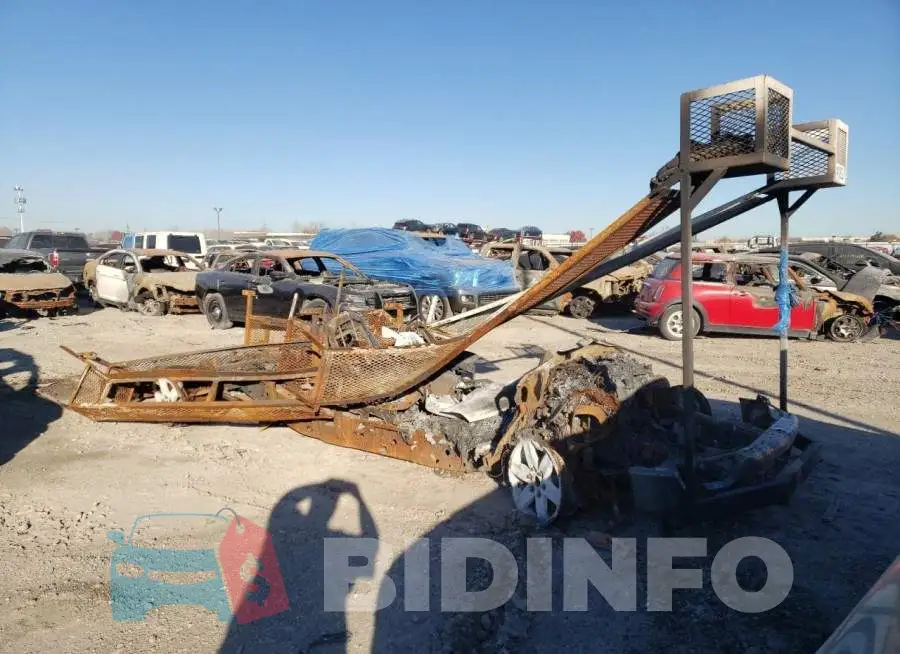 1FTMF1EP5MKE18317 Photo# 4