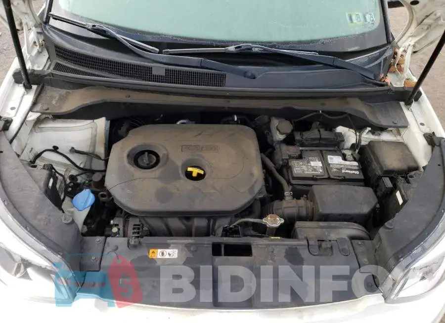 KNDJP3A5XJ7601307 Photo# 11