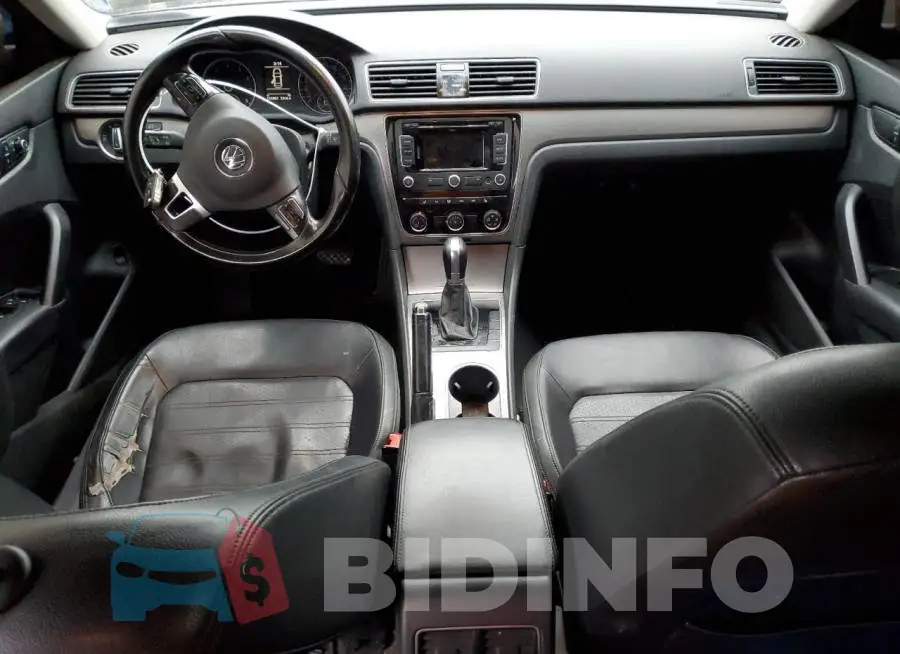 1VWBT7A3XFC040818 Photo# 8