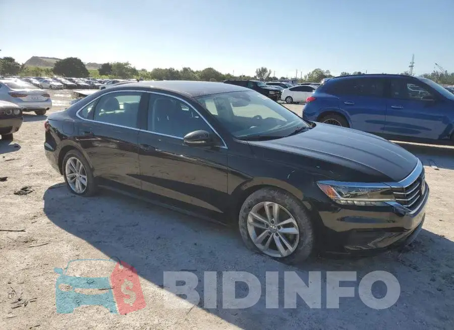 1VWSA7A38LC017555 Photo# 4