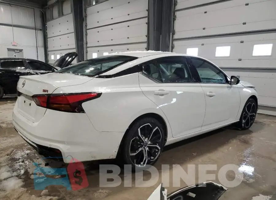 1N4BL4CV9PN386175 Photo# 3