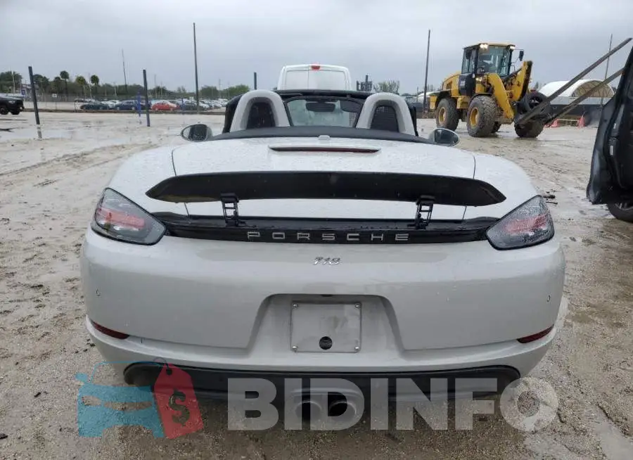 WP0CA2A85NS205187 Photo# 6