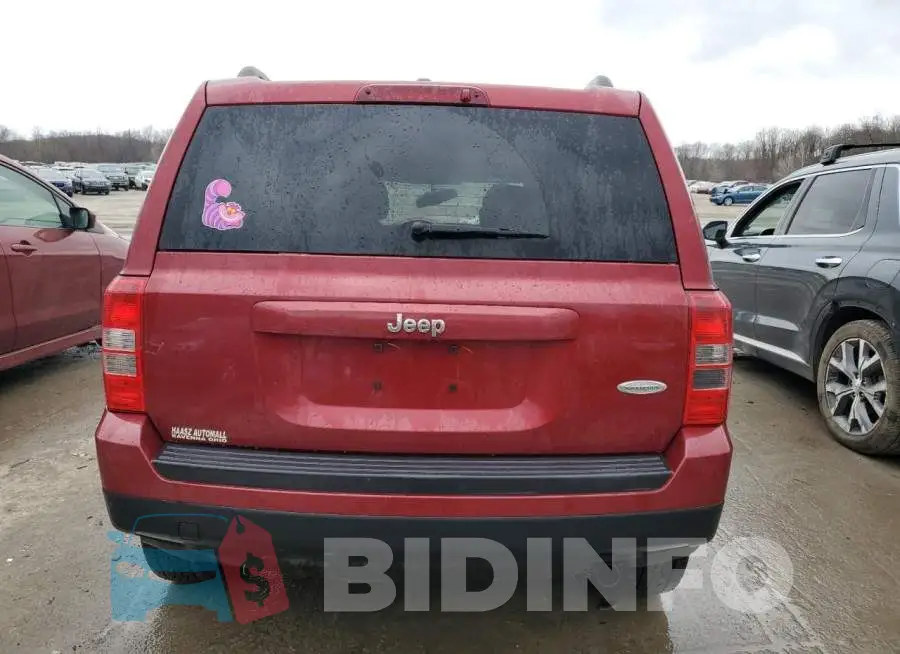 1C4NJPFB8FD178857 Photo# 6