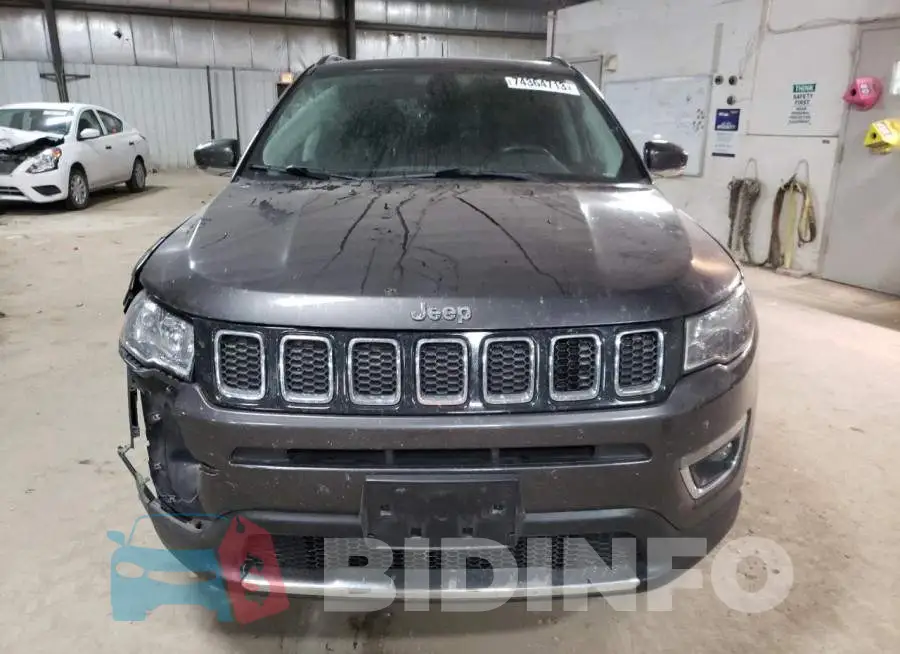 3C4NJDCB5JT437035 Photo# 5