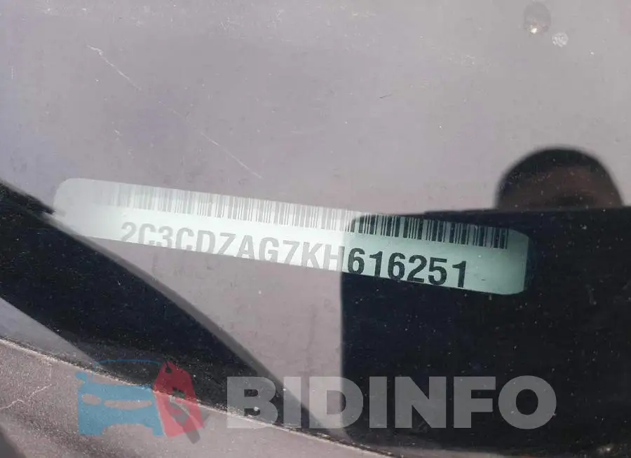 2C3CDZAG7KH616251 Photo# 12