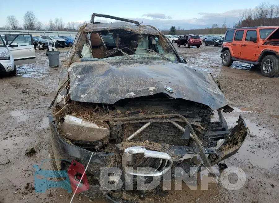 5UXTY5C08M9E30425 Photo# 5