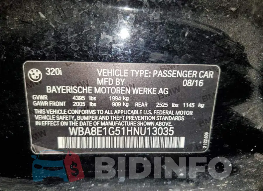 WBA8E1G51HNU13035 Photo# 12