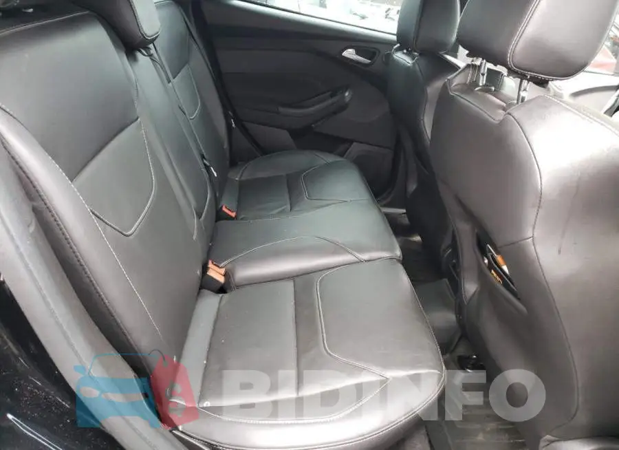 1FADP3L95JL281355 Photo# 10