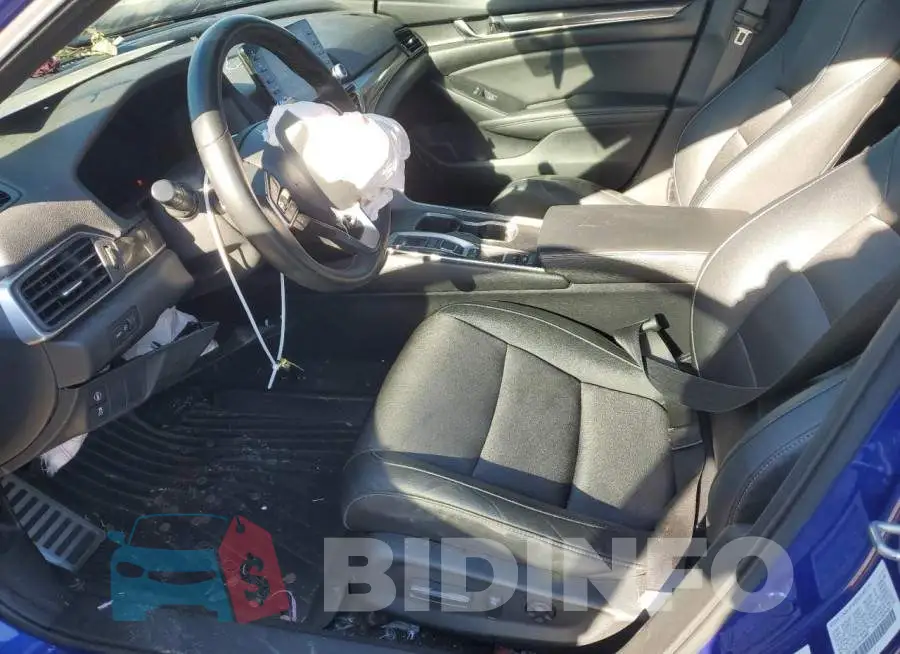 1HGCV2F33KA008667 Photo# 7