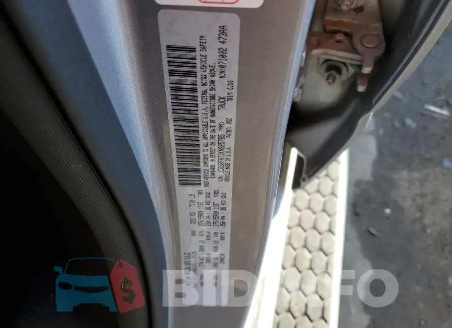 1C6SRFRT1KN925785 Photo# 12