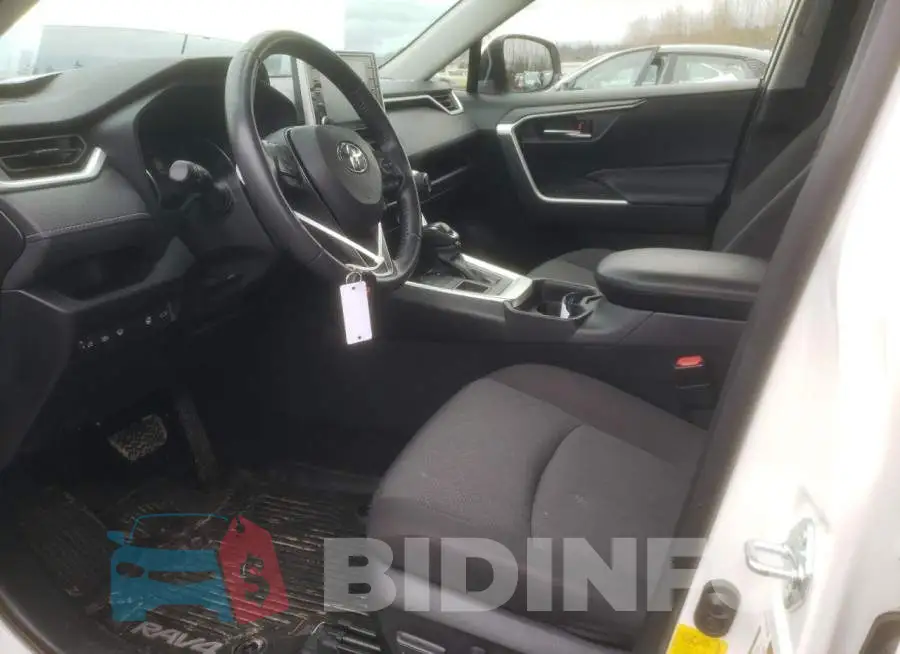 JTMP1RFV7KD511235 Photo# 7