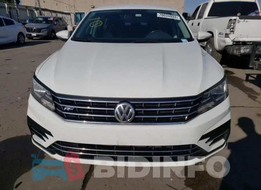 1VWDT7A30HC064704 Photo# 5