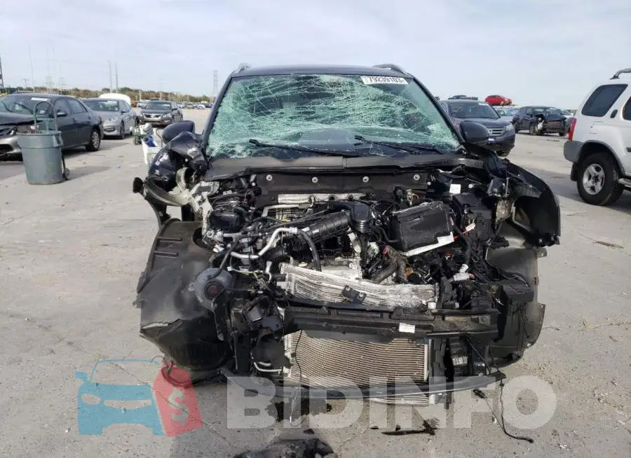 3VVRX7B26NM037571 Photo# 5