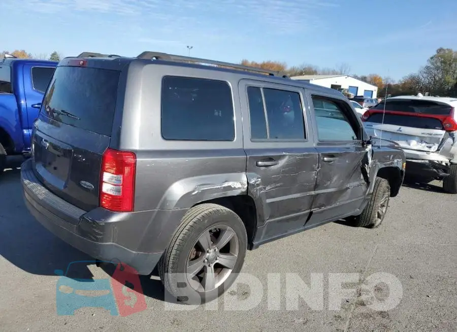 1C4NJRFB3FD249362 Photo# 3