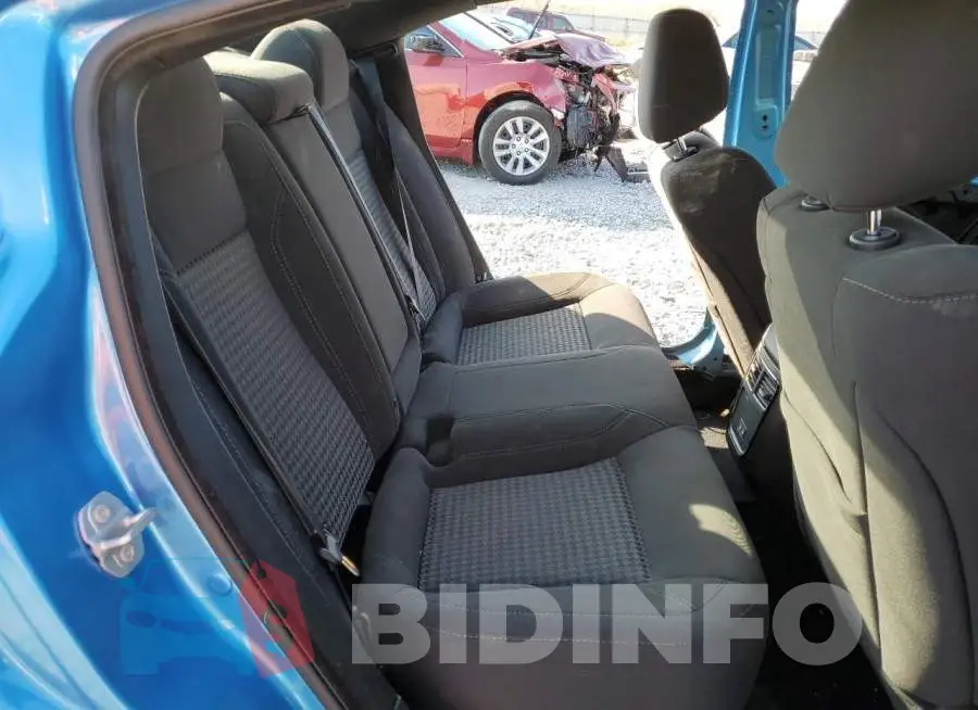 2C3CDXBG1PH618815 Photo# 10
