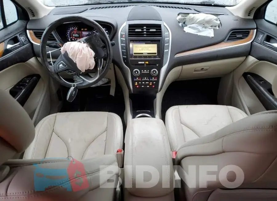 5LMCJ2C98KUL45197 Photo# 8