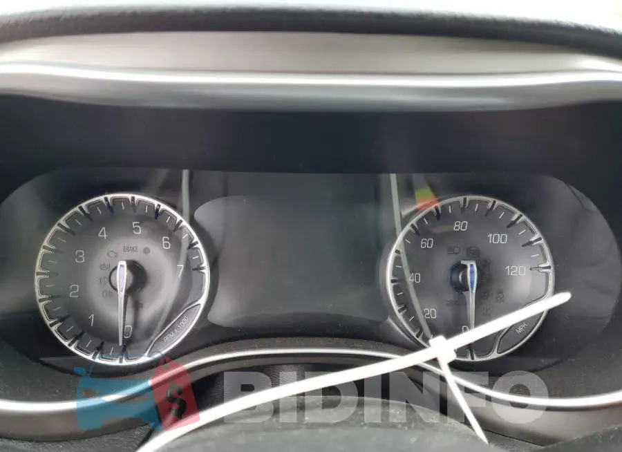 2C4RC1GG3JR310870 Photo# 9