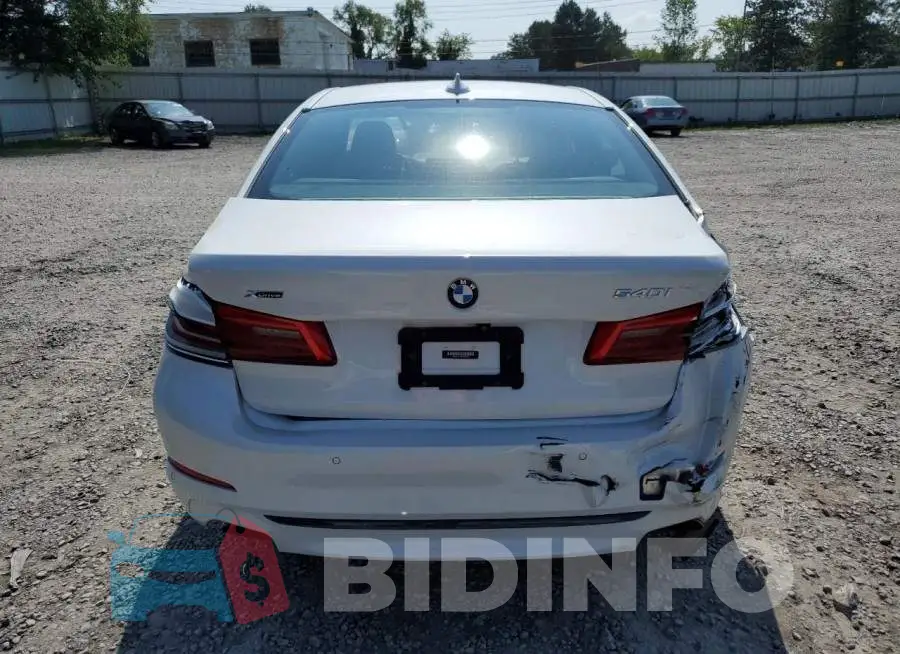 WBAJE7C53KWW12860 Photo# 6