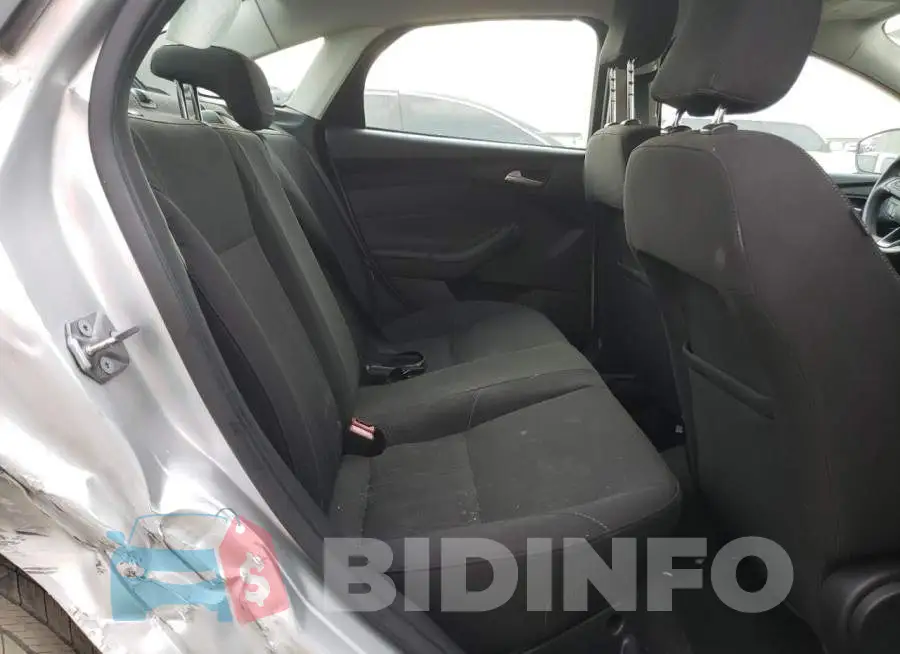 1FADP3F21FL202124 Photo# 10