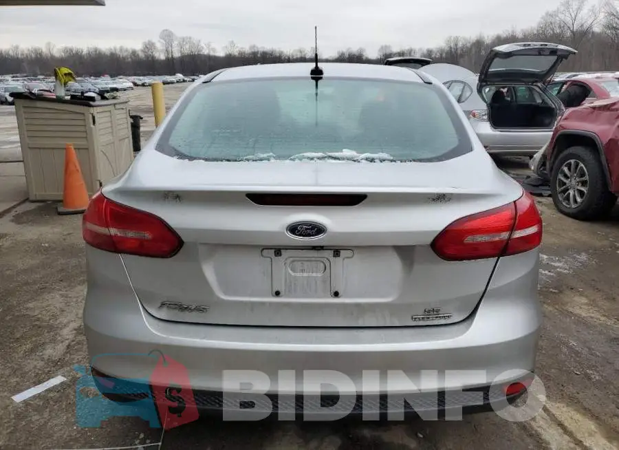 1FADP3F22GL264827 Photo# 6