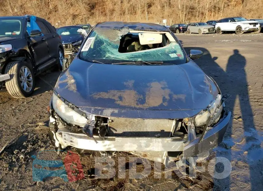 19XFC2F55GE214354 Photo# 5