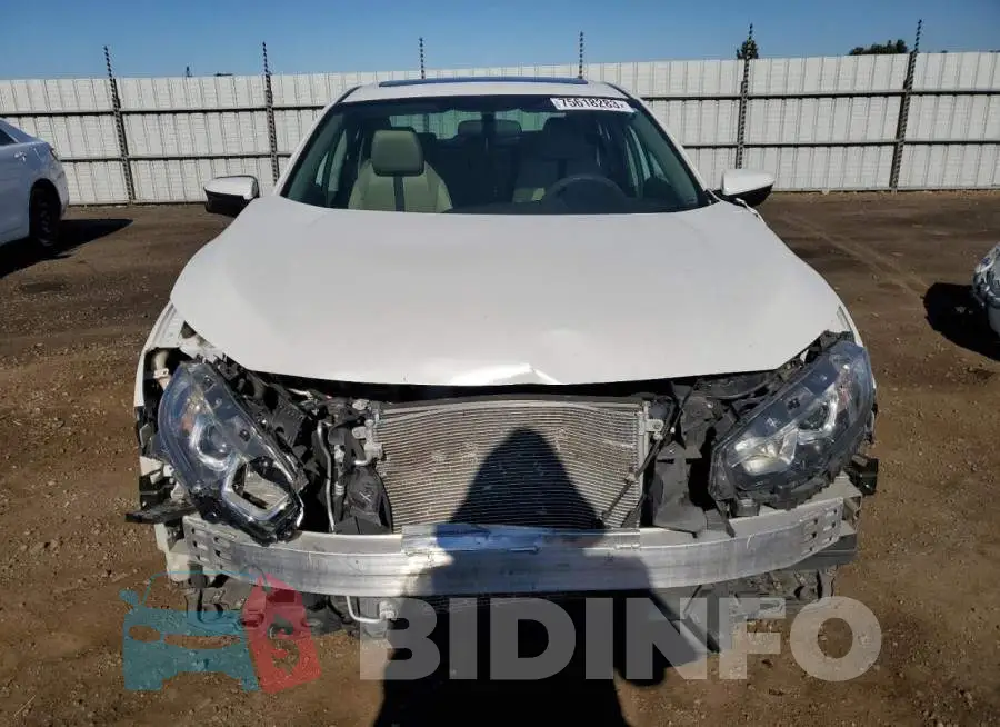 19XFC2F72HE228456 Photo# 5