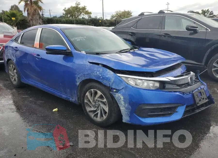 19XFC2F73HE232709 Photo# 4