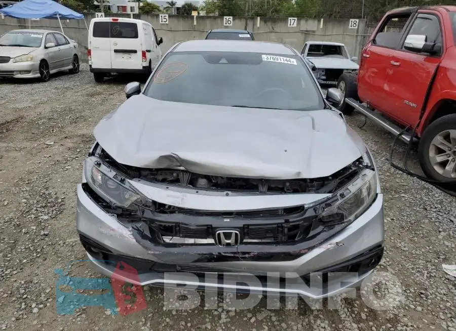 19XFC2F80LE203914 Photo# 5