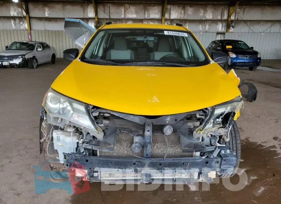 JTMZFREV8FD049883 Photo# 5
