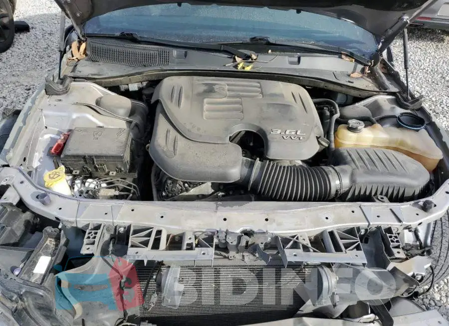 2C3CDXHG5GH286045 Photo# 11